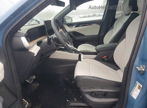 3VVUW7RM7TM036849 2026 VOLKSWAGEN TIGUAN Blue Widok wnętrza z przodu