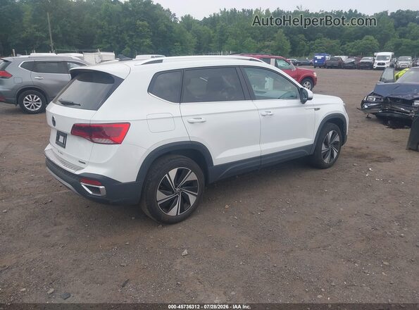 3VVUX7B22RM033033 2024 VOLKSWAGEN TAOS White Trasero derecho