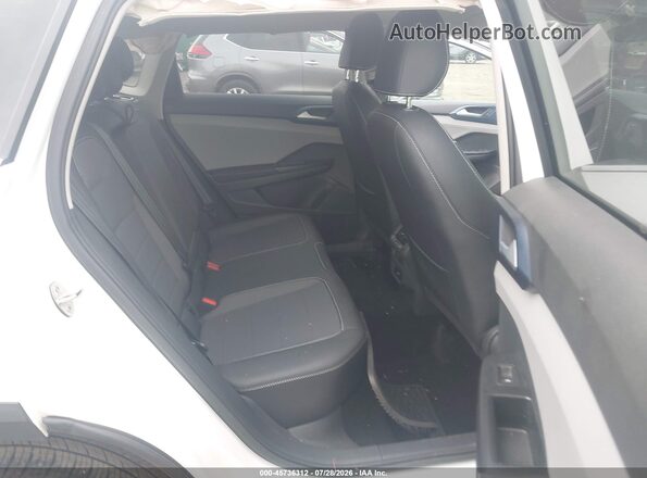 3VVUX7B22RM033033 2024 VOLKSWAGEN TAOS White Vista de la etiqueta del VIN