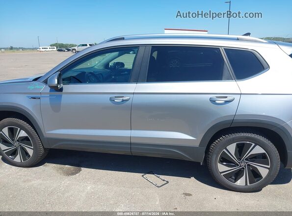 3VVUX7B22RM060894 2024 VOLKSWAGEN TAOS Silver 360 interior view