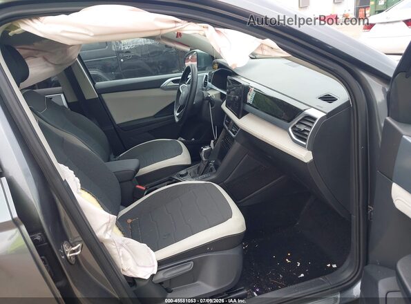 3VVVC7B20SM053383 2025 VOLKSWAGEN TAOS Gray Vista interior delantera