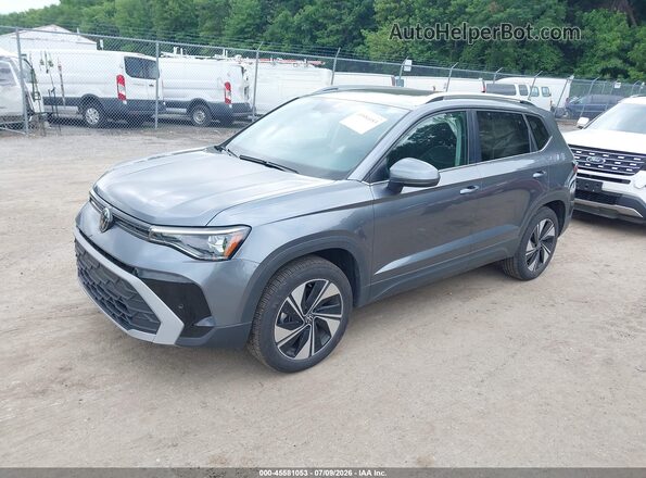 3VVVC7B20SM053383 2025 VOLKSWAGEN TAOS Gray Vista tres cuartos delantera izquierda