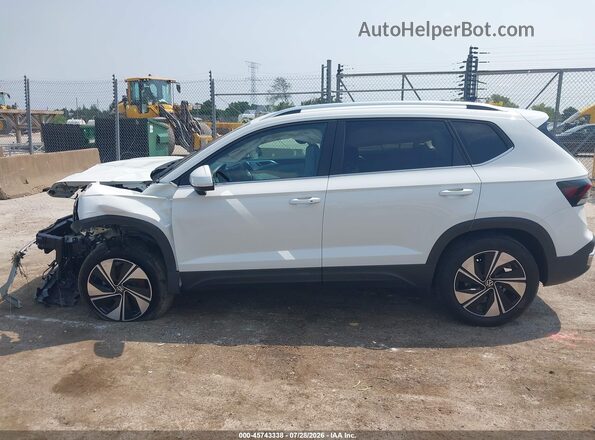 3VVVC7B2XSM024621 2025 VOLKSWAGEN TAOS Белый Панорамный вид салона 360°