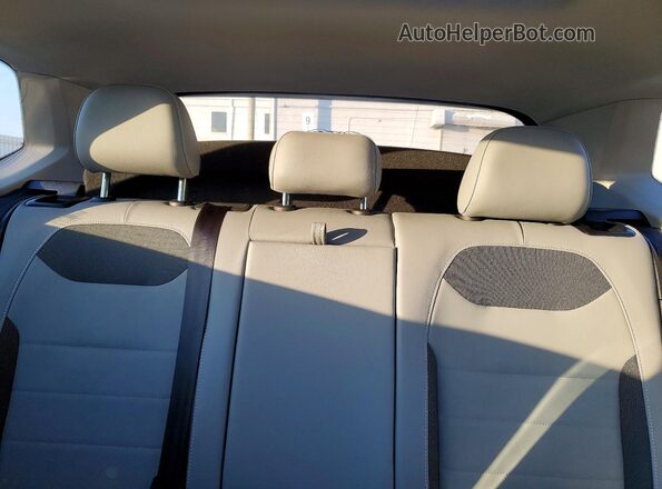 3VVVX7B20PM370835 2023 VOLKSWAGEN TAOS Белый Вид задних сидений
