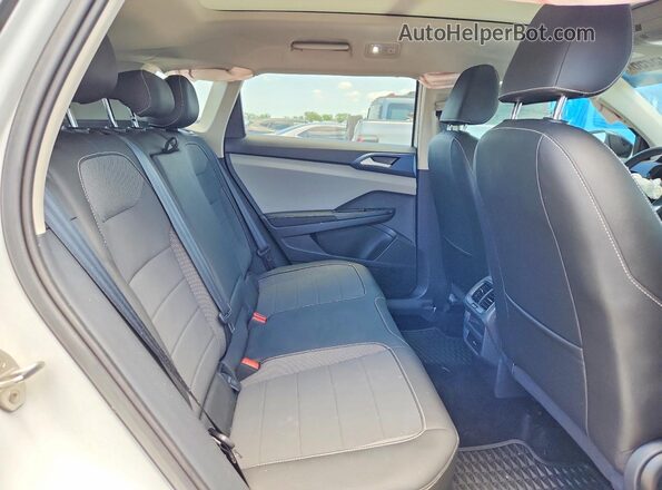 3VVVX7B24RM015704 2024 VOLKSWAGEN TAOS White Rear seats view
