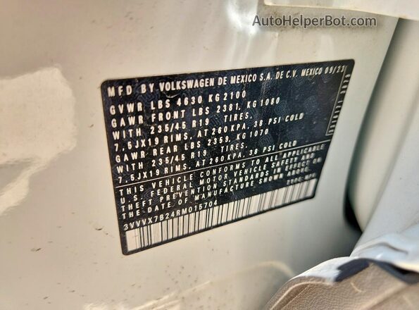 3VVVX7B24RM015704 2024 VOLKSWAGEN TAOS White VIN sticker view