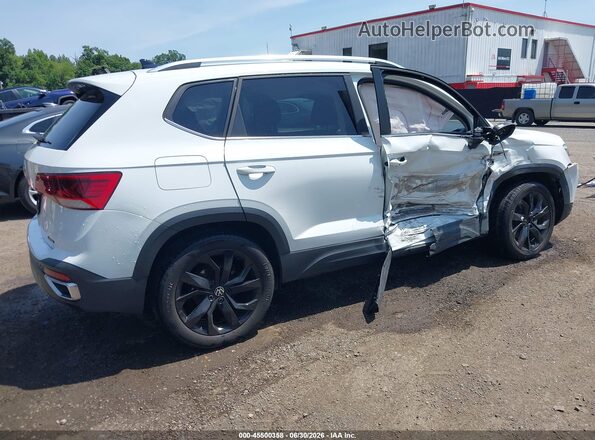 3VVYX7B20PM302516 2023 VOLKSWAGEN TAOS White Задня права чверть