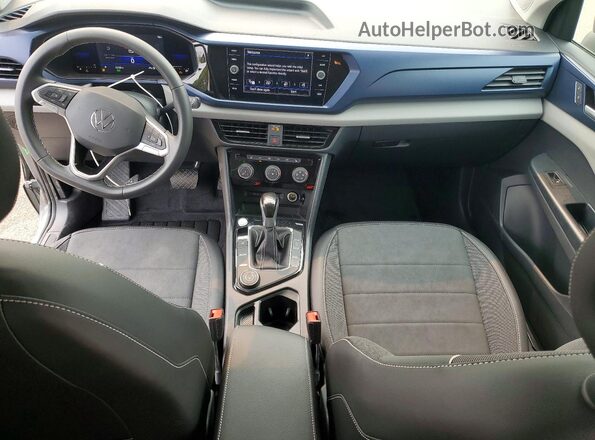 3VVYX7B2XPM303009 2023 VOLKSWAGEN TAOS Gray Vista del salpicadero