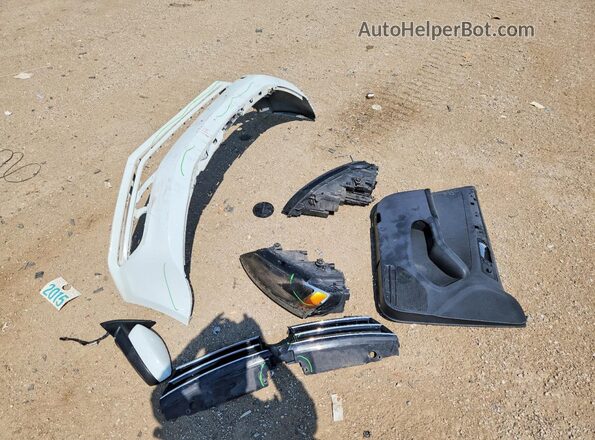3VW167AJ8HM296703 2017 VOLKSWAGEN JETTA White Вид підкапотного простору