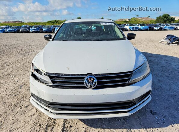 3VW267AJ2GM319105 2016 VOLKSWAGEN JETTA White Front view