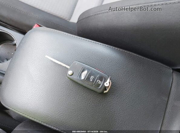 3VW2B7AJ2HM345751 2017 VOLKSWAGEN JETTA Темно-бордовый Вид панели приборов