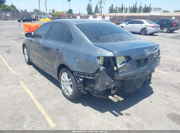 3VW2B7AJ2JM228161 2018 VOLKSWAGEN JETTA Gray Tył lewy