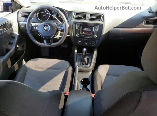 3VW2B7AJ2JM259460 2018 VOLKSWAGEN JETTA Blue Widok deski rozdzielczej