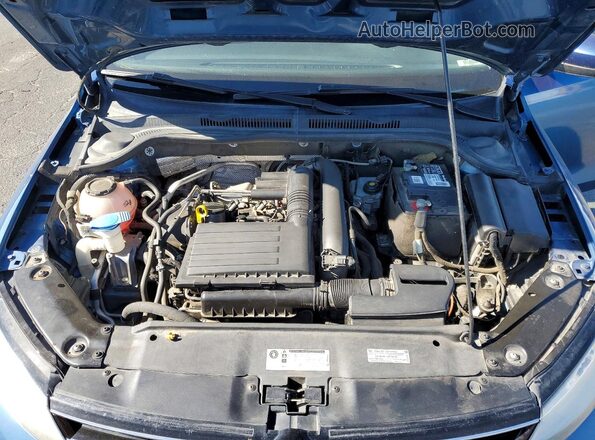 3VW2B7AJ2JM259460 2018 VOLKSWAGEN JETTA Blue Widok wnętrza z tyłu