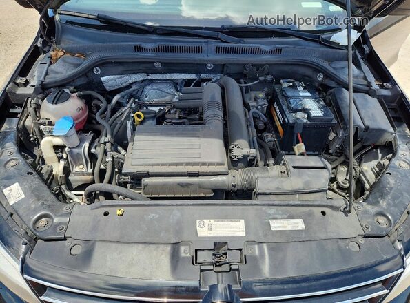 3VW2B7AJ4HM200906 2017 VOLKSWAGEN JETTA Черный Вид задней части салона