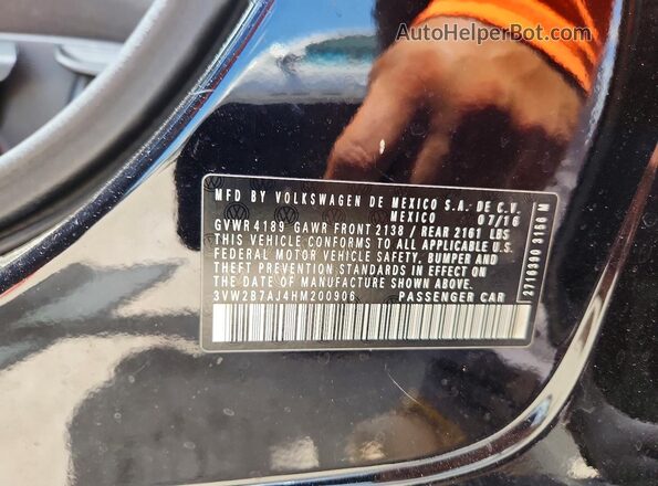 3VW2B7AJ4HM200906 2017 VOLKSWAGEN JETTA Черный Вид подкапотного пространства