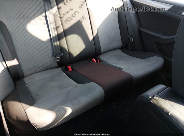 3VW2B7AJ4JM234639 2018 VOLKSWAGEN JETTA Black Widok naklejki z numerem VIN