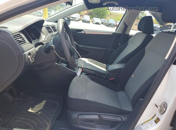 3VW2B7AJ5HM214832 2017 VOLKSWAGEN JETTA White Սալոնի դիմացի տեսք
