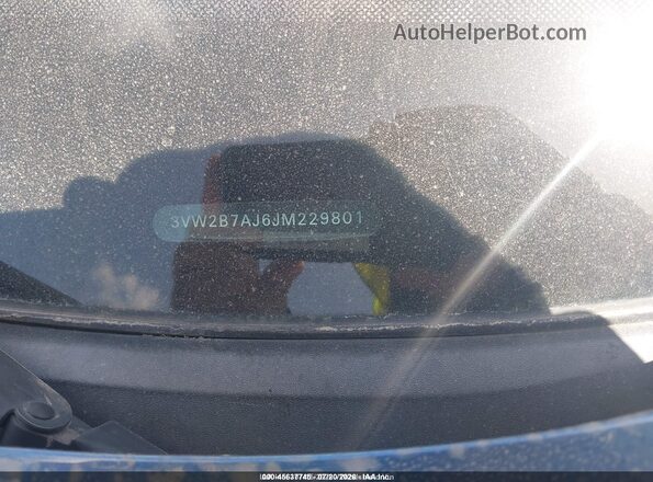 3VW2B7AJ6JM229801 2018 VOLKSWAGEN JETTA Blue Vista de la etiqueta del VIN