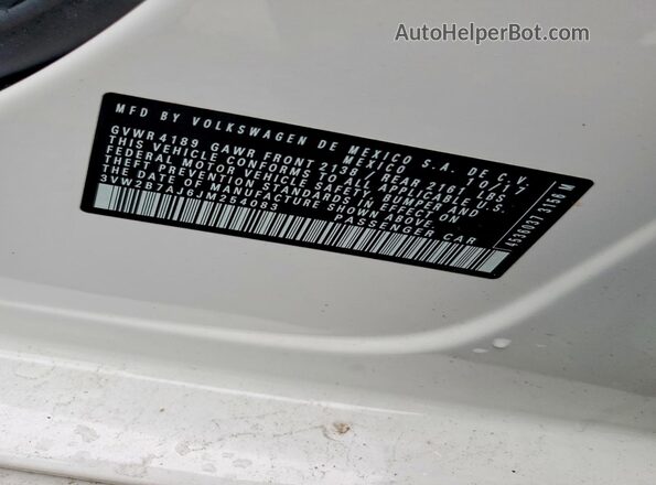 3VW2B7AJ6JM254083 2018 VOLKSWAGEN JETTA White Engine compartment view