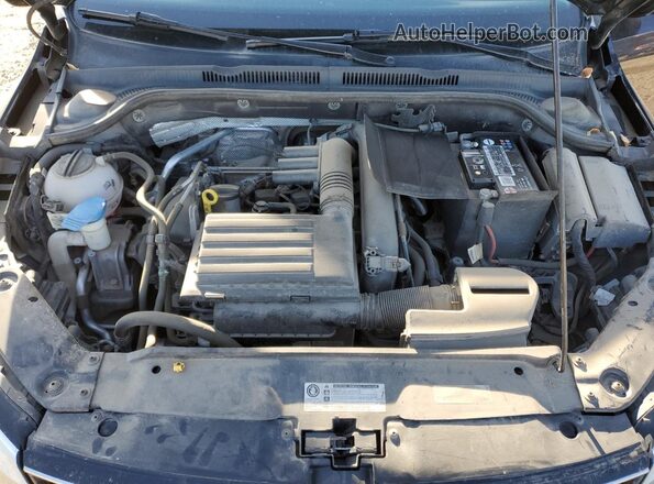 3VW2B7AJ8HM305061 2017 VOLKSWAGEN JETTA Black Vista interior trasera