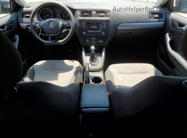 3VW2B7AJ9JM220686 2018 VOLKSWAGEN JETTA Gray Vista del salpicadero