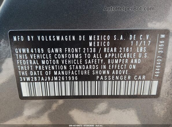3VW2B7AJ9JM261996 2018 VOLKSWAGEN JETTA Gray Widok komory silnika