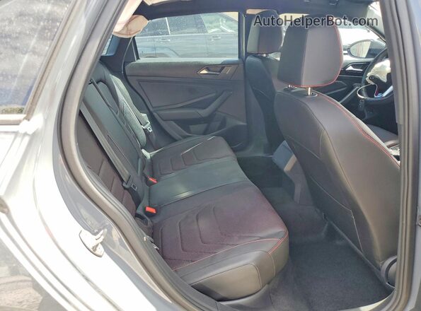 3VW2T7BU1RM072468 2024 VOLKSWAGEN JETTA Gray Հետևի նստատեղերի տեսք