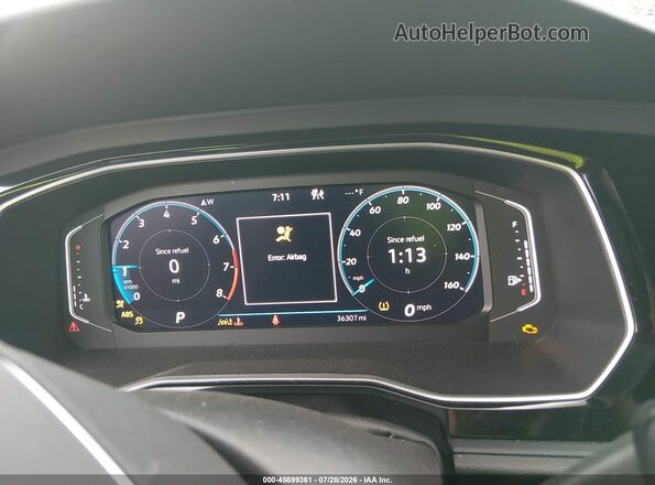 3VW2T7BU2RM051001 2024 VOLKSWAGEN JETTA Black Vista de los asientos traseros
