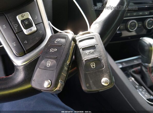 3VW4T7AJ0HM331241 2017 VOLKSWAGEN JETTA Серый Вид панели приборов