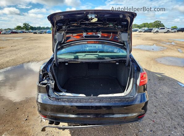 3VW4T7AJ6JM224281 2018 VOLKSWAGEN JETTA Black Widok z tyłu