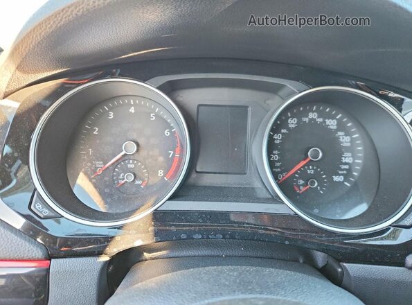 3VW4T7AJXJM214949 2018 VOLKSWAGEN JETTA White Սարքավորումների վահանակի տեսք