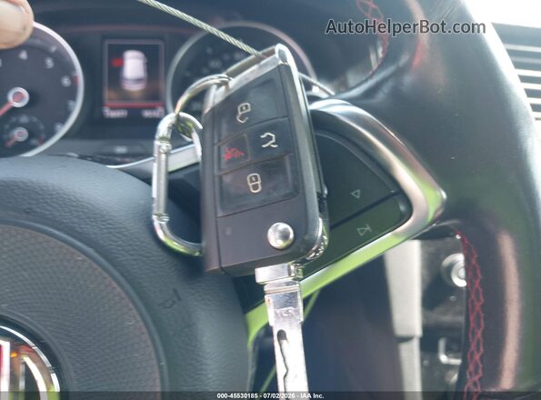 3VW4T7AU8HM071214 2017 VOLKSWAGEN GOLF Gray Вид панелі приладів