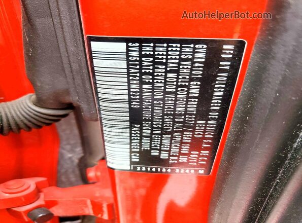3VW517AT2HM823149 2017 VOLKSWAGEN BEETLE Orange Widok komory silnika