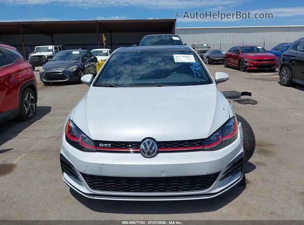 3VW547AU4JM290808 2018 VOLKSWAGEN GOLF Белый Вид щитка приборов