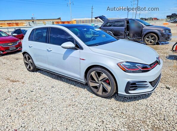 3VW547AU7JM282914 2018 VOLKSWAGEN GTI Silver Przód prawy