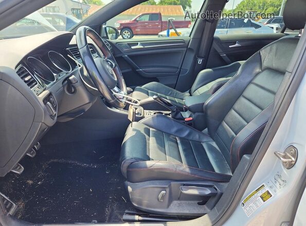 3VW547AU7JM282914 2018 VOLKSWAGEN GTI Silver Widok wnętrza z przodu