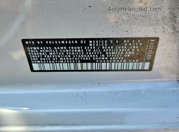 3VW547AU7JM282914 2018 VOLKSWAGEN GTI Silver Widok naklejki z numerem VIN