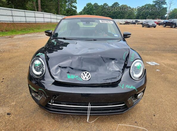 3VW5DAAT1KM507981 2019 VOLKSWAGEN BEETLE Black Widok z przodu