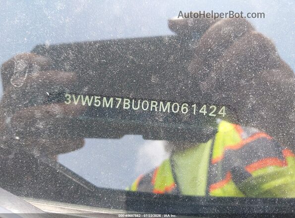 3VW5M7BU0RM061424 2024 VOLKSWAGEN JETTA Black Widok komory silnika