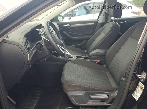 3VW5M7BU2RM062400 2024 VOLKSWAGEN JETTA Black Front interior view