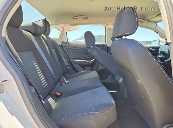 3VW5M7BU8RM044158 2024 VOLKSWAGEN JETTA White უკანა სავარძლების ხედი