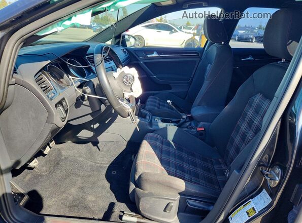 3VW5T7AU3HM010888 2017 VOLKSWAGEN GTI Gray Вид салону спереду