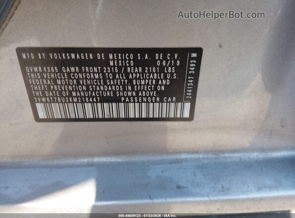 3VW6T7BU2KM218447 2019 VOLKSWAGEN JETTA Silver ძრავის განყოფილების ხედი