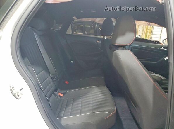 3VW6T7BU4MM021296 2021 VOLKSWAGEN JETTA White Rear seats view