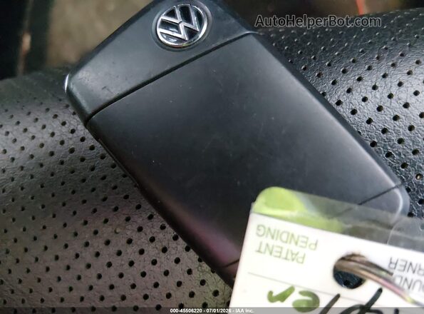 3VW6T7BUXMM021383 2021 VOLKSWAGEN JETTA Черный Вид панели приборов