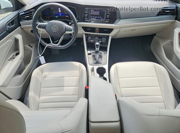 3VW7M7BU0NM033965 2022 VOLKSWAGEN JETTA Белый Вид панели приборов