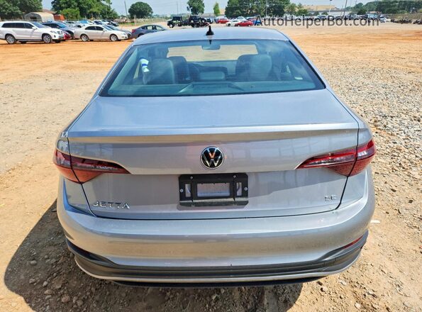 3VW7M7BU2PM013400 2023 VOLKSWAGEN JETTA Silver Rear view