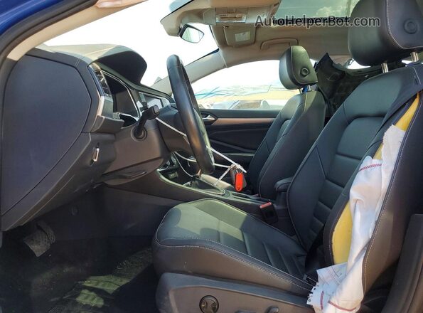 3VW7M7BU4RM055733 2024 VOLKSWAGEN JETTA Синий Вид салона спереди