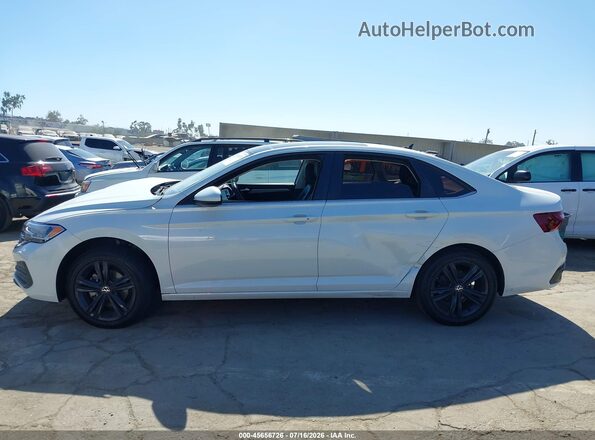 3VW7M7BU5PM008160 2023 VOLKSWAGEN JETTA White Widok wnętrza 360 stopni